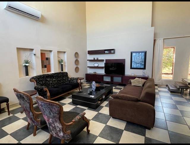 4 BEDROOM HOUSE FOR SALE IN HERRWOOD PARK